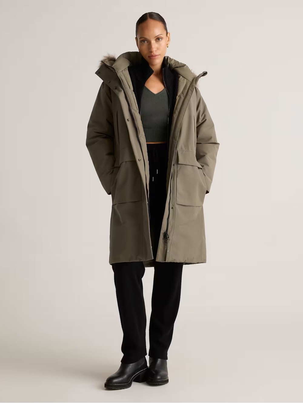 Quince Responsible Down Hooded Long Parka in Faded Cargo size S